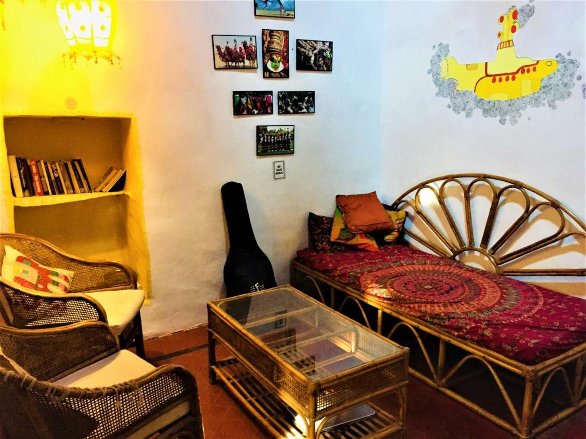 Folklore Hostel Goa 바가토르 외부 사진