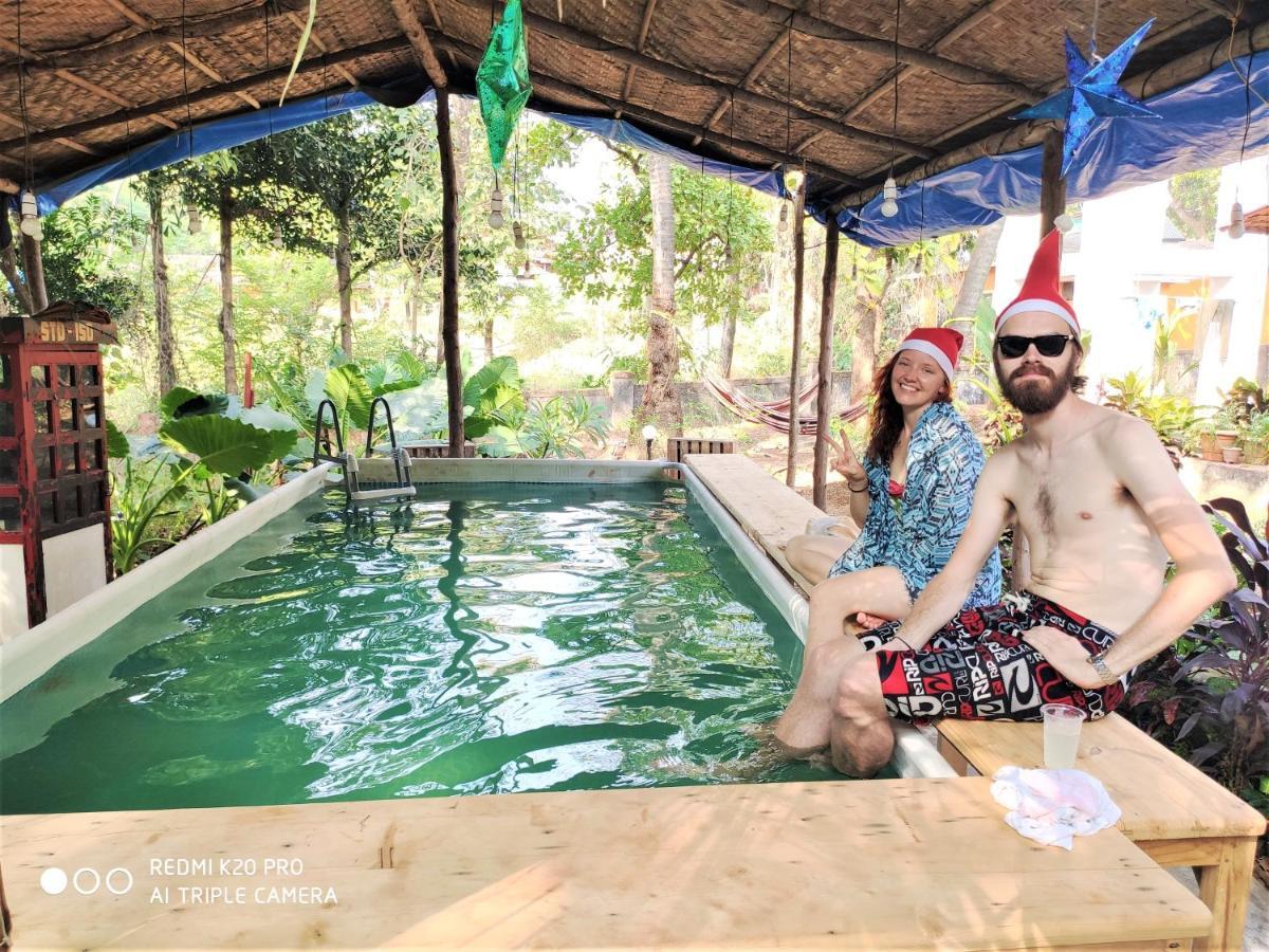 Folklore Hostel Goa 바가토르 외부 사진